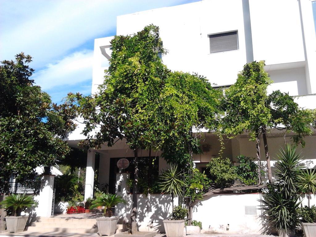 Hotel Calla' Policoro Exterior foto